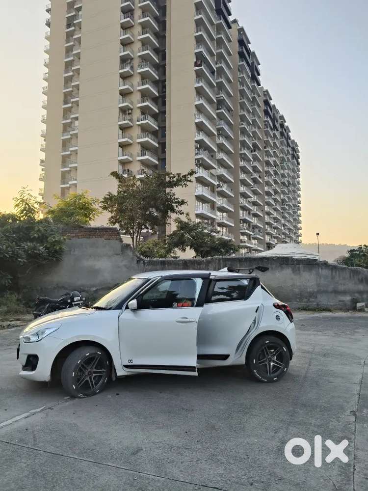 Maruti Suzuki Swift 2023 November