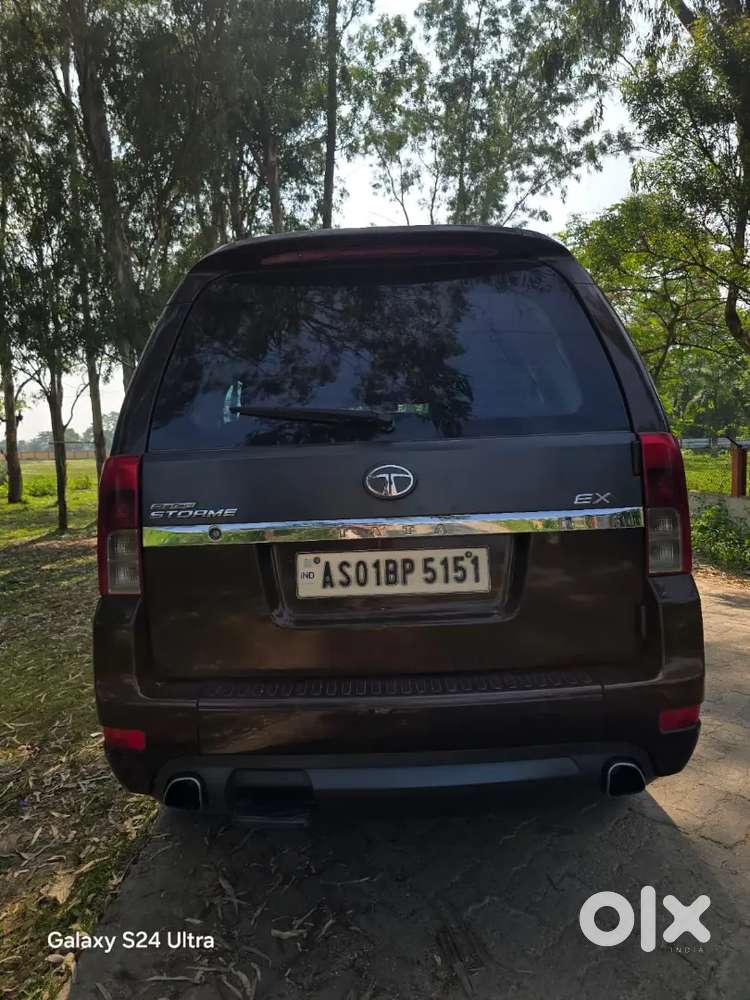 Tata Safari Storme 2014 Diesel 120000 Km Driven