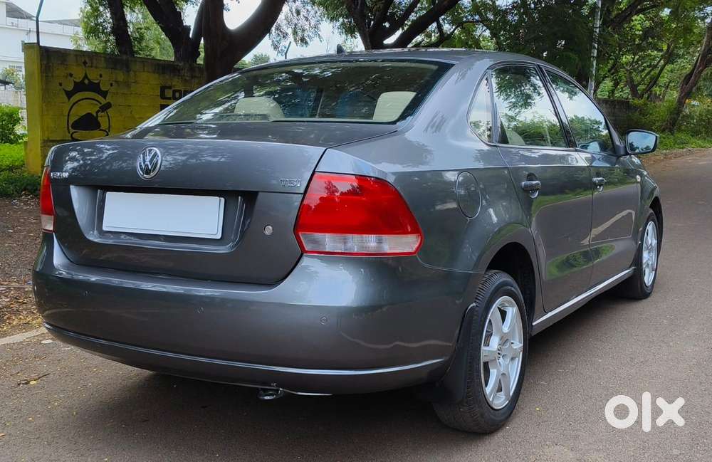 Volkswagen Vento 1.2 Tsi Highline At, 2014, Petrol