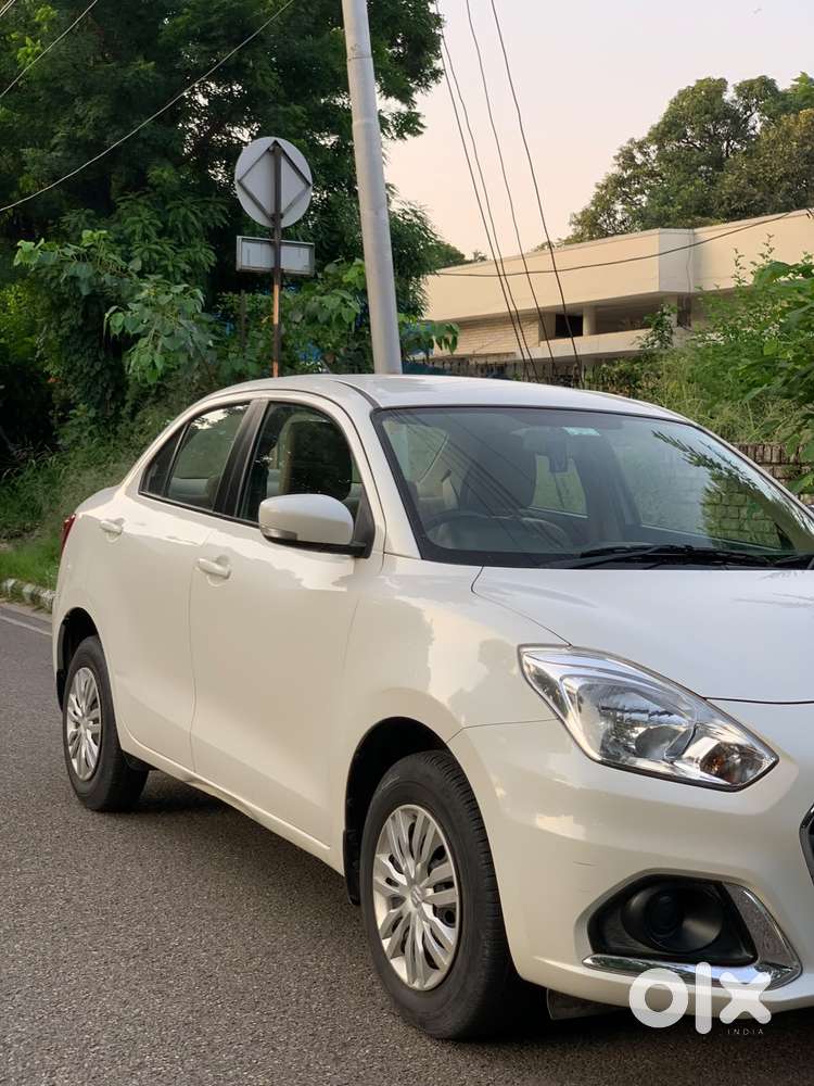Maruti Suzuki Swift Dzire Vxi Optional, 2022, Petrol