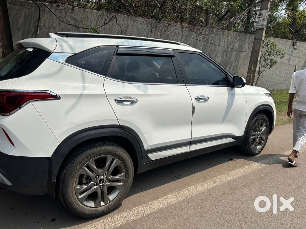 Kia Seltos 22 Petrol Well Maintained