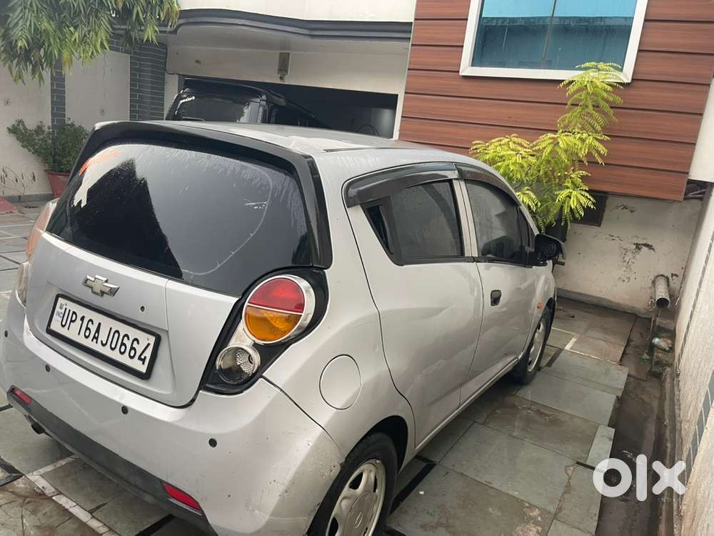 Chevrolet Beat Petrol 2012