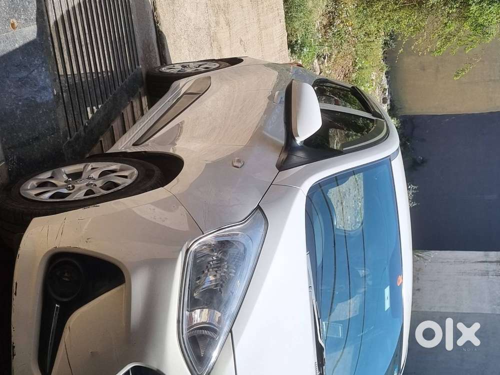 ग्रैंड I 10,मॉडल फरबरी 2017,मैन्युअल गियर, सिंगल हैंड Use, सभी पेपरहै