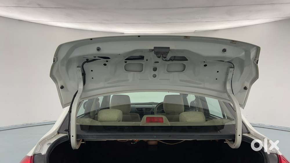Maruti Suzuki Swift Dzire Vdi, 2016, Diesel