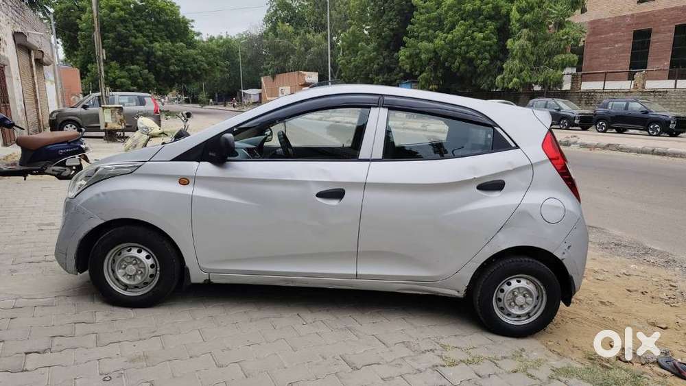 Hyundai Eon Era +, 2017, Petrol