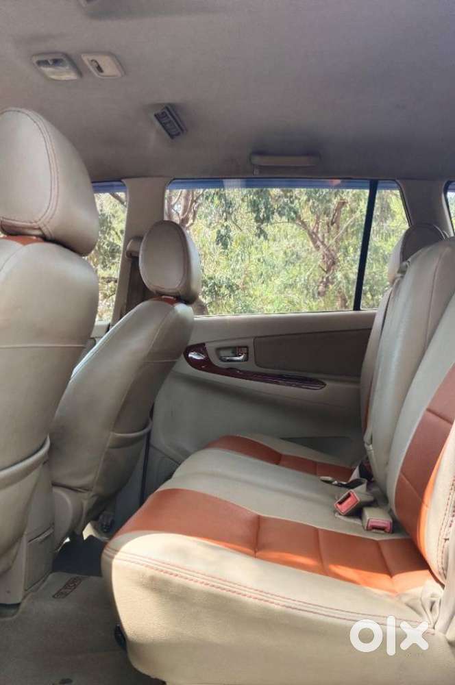Toyota Innova 2.5 V 7 Str, 2006, Diesel
