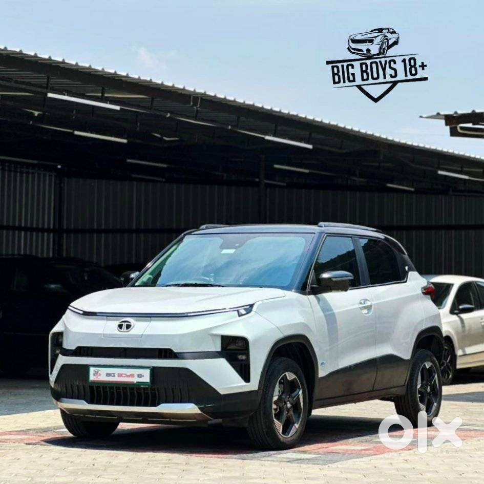 Tata Punch Ev Empowered Plus S Lr, 2025, Electric