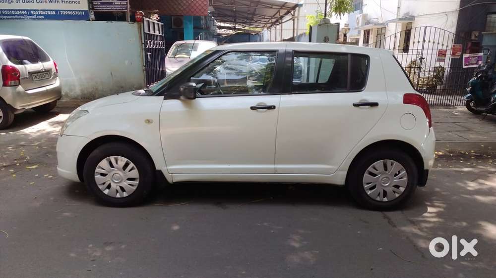 Maruti Suzuki Swift 1.3 Vxi, 2007, Petrol