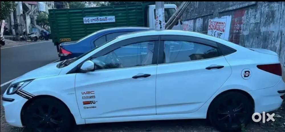 Hyundai Verna 2012 Diesel 100000 Km Driven
