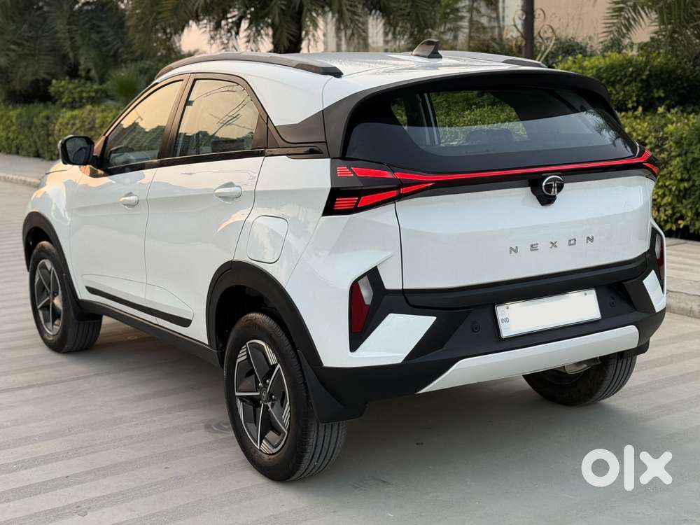 Tata Nexon Creative Plus S 1.2 Revotron Petrol 6 Mt, 2024, Petrol