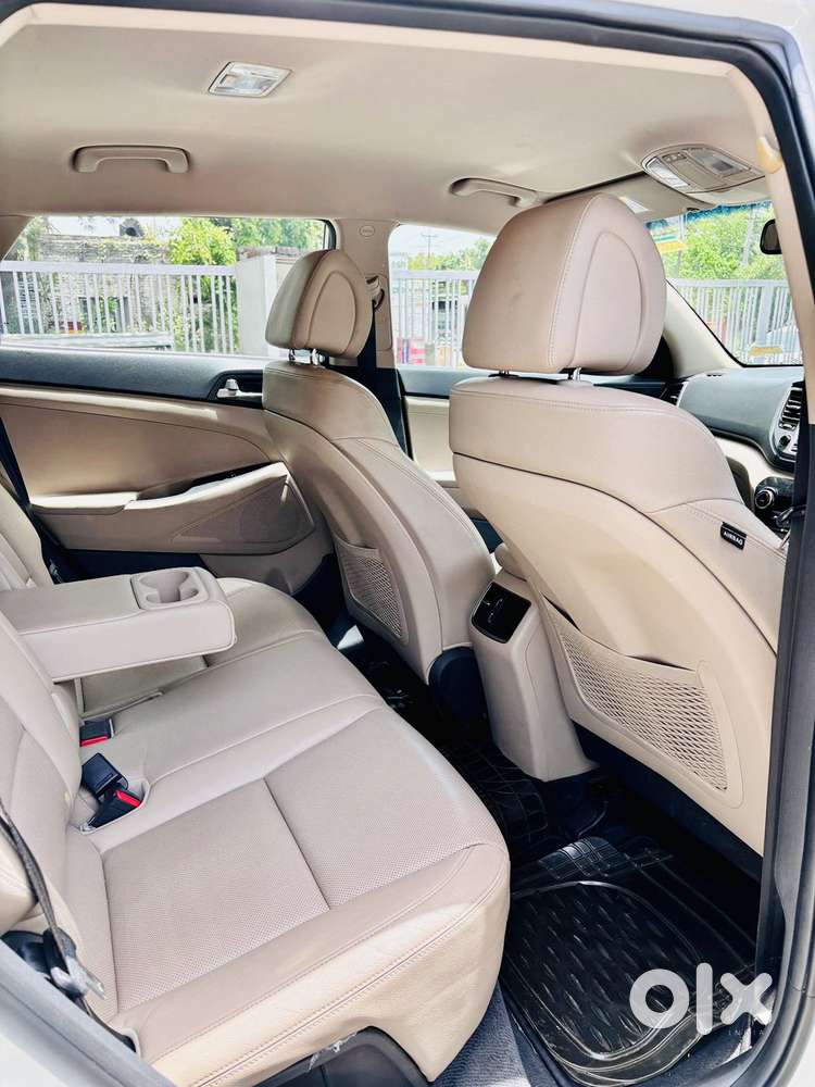 Hyundai Tucson 2.0 Signature 4wd Diesel At Dual Tone, 2018, Diesel