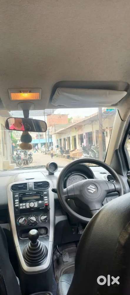 Maruti Suzuki Ritz Vxi 2011 Petrol