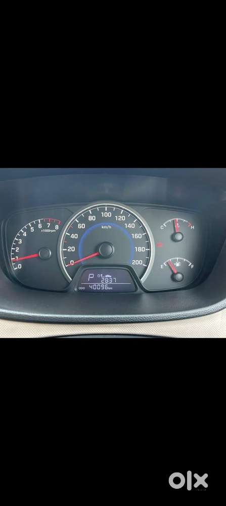 Hyundai Grand I10 Asta 1.1 Crdi (o), 2016, Petrol