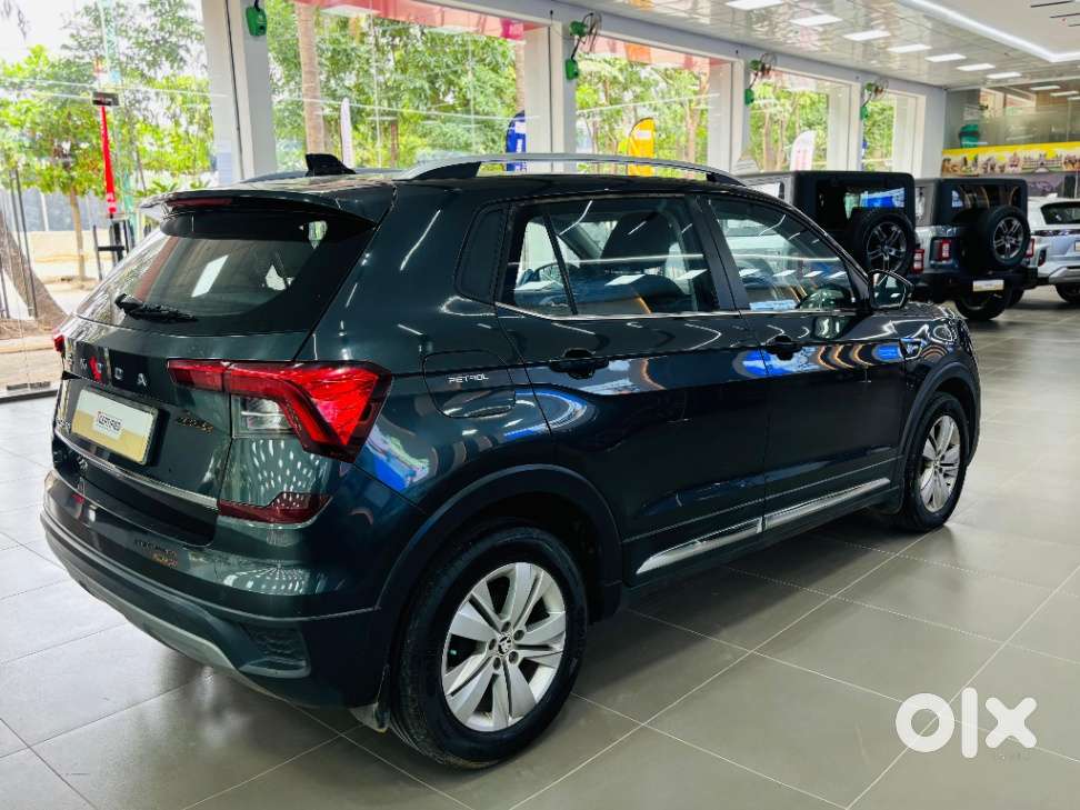 Skoda Kushaq 1.0 Tsi Ambition, 2022, Petrol