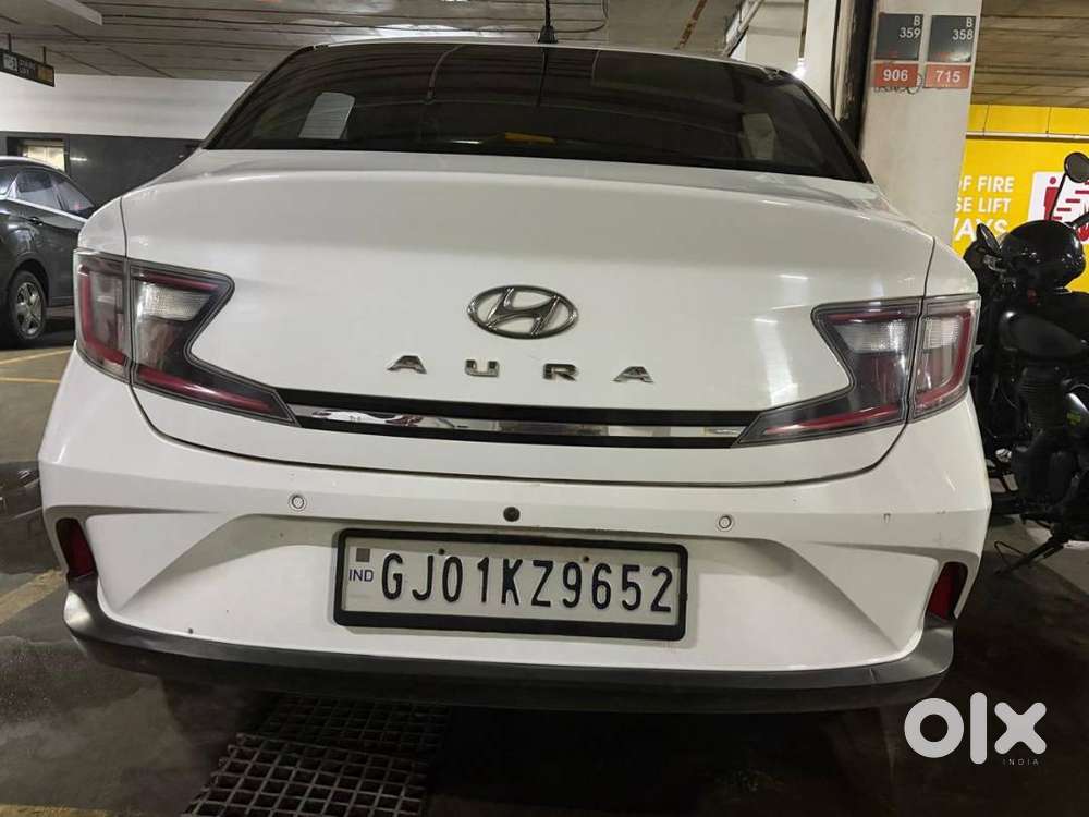 Hyundai Aura 2020 Cng 60000 Km Driven