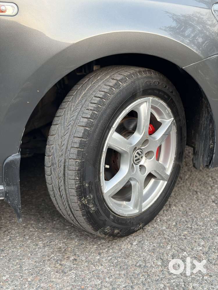 Volkswagen Vento 2010-2013 Petrol Highline, 2013, Petrol