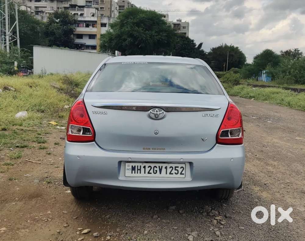 Toyota Etios 1.5 V, 2011, Petrol