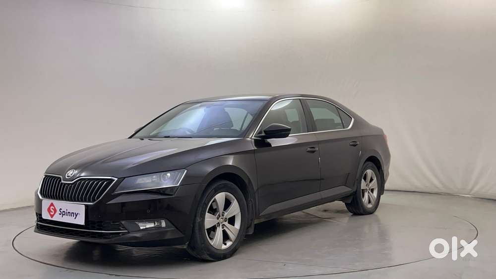 Skoda Superb [ ] 1.8 Style Tsi At, 2018, Petrol