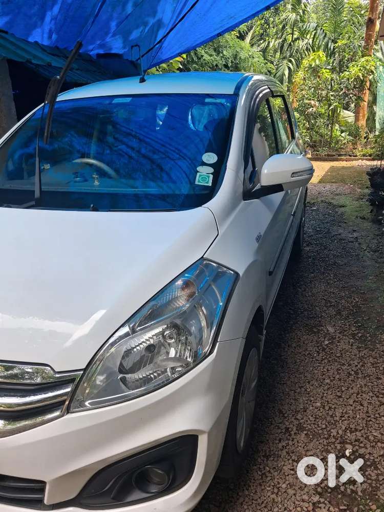 Maruti Suzuki Ertiga 17 Diesel 200000 Km Driven
