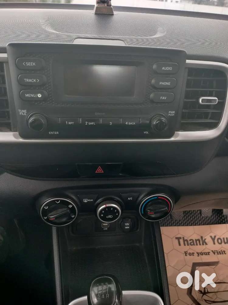 Hyundai Venue Petrol Manual 2021 Model