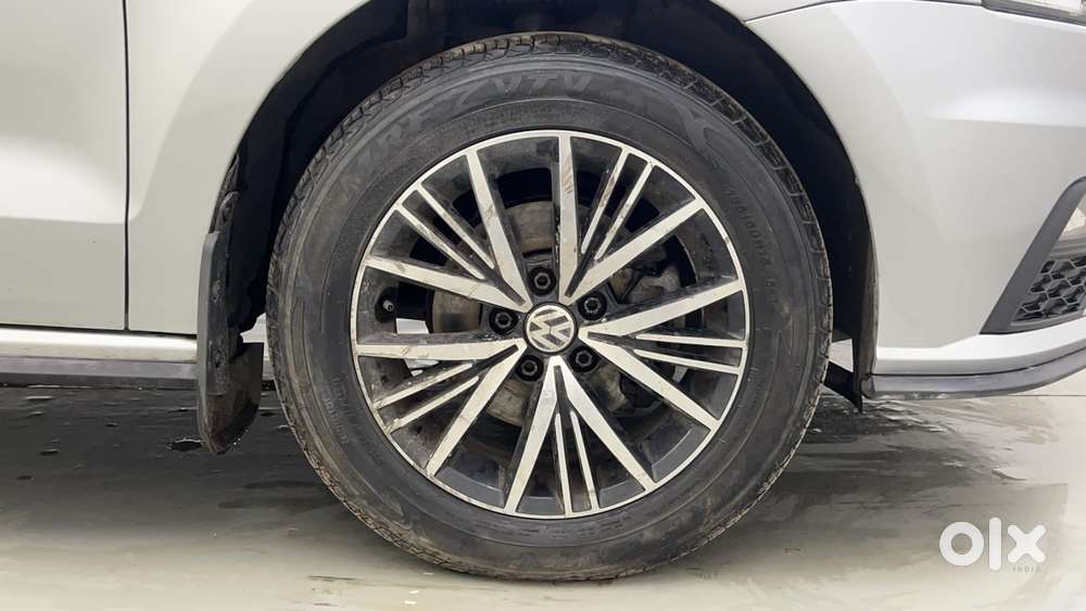 Volkswagen Vento 2010-2013 Petrol Highline At, 2022, Petrol