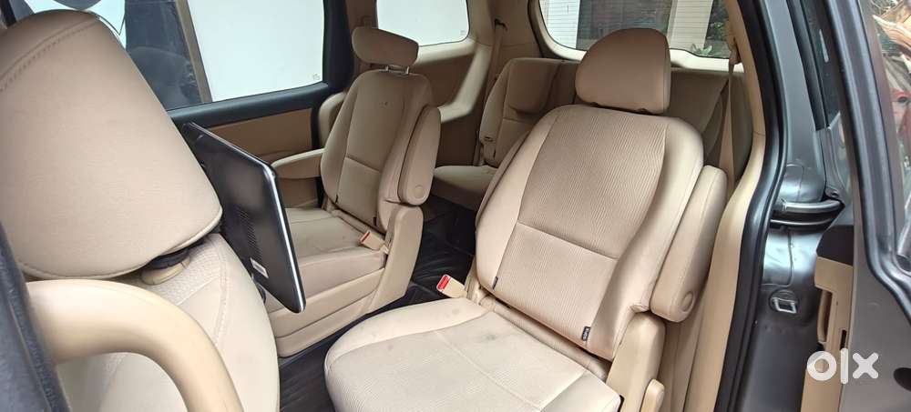 Kia Carnival Premium, 2021, Diesel