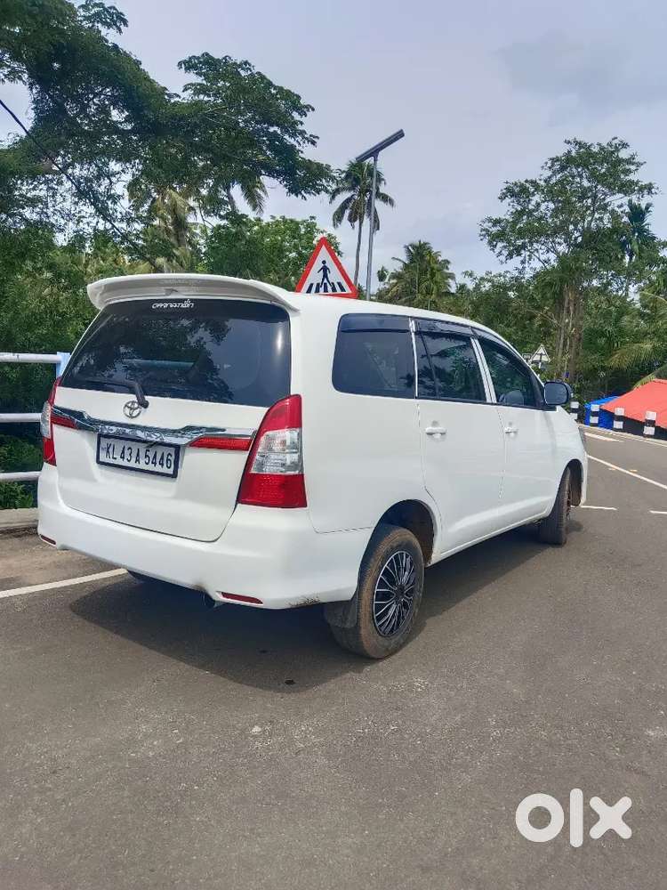 Toyota Innova 2008 Diesel Well Maintained