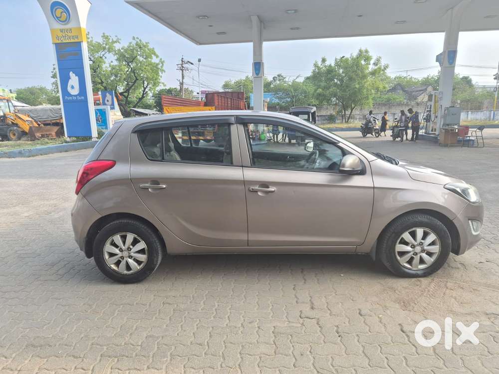 Hyundai I20 Sportz 1.2 Bs-iv, 2012, Diesel