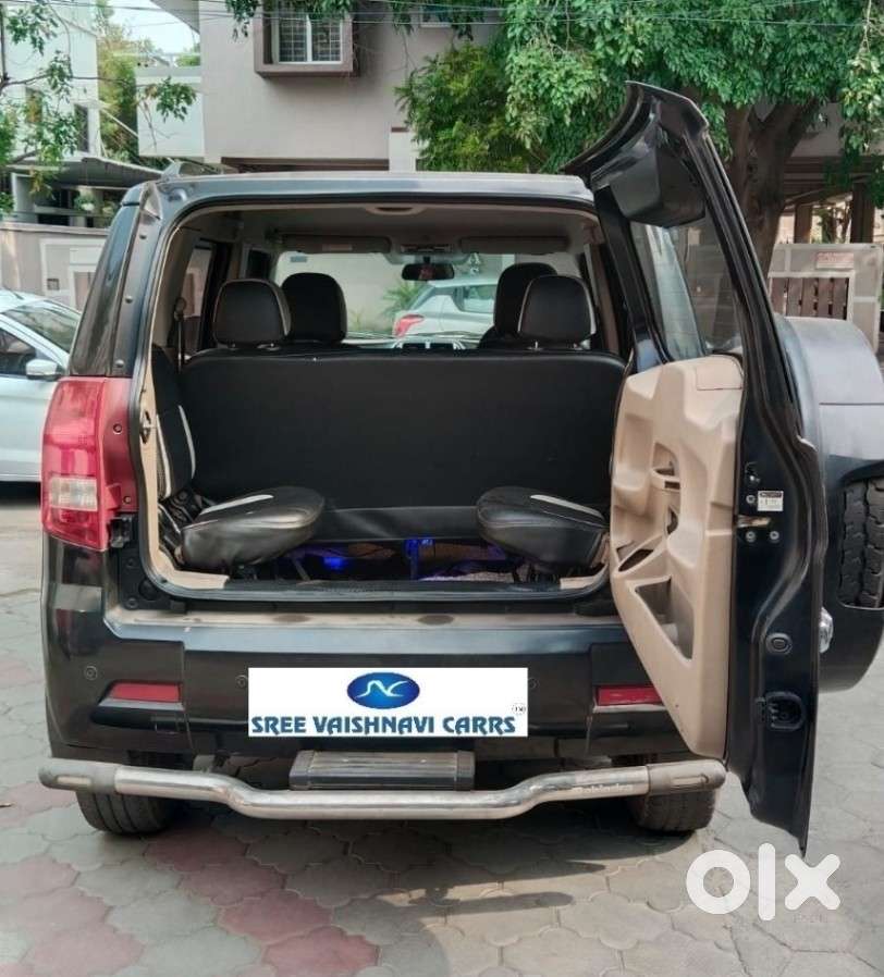 Mahindra Tuv 300 T8 Amt, 2016, Diesel