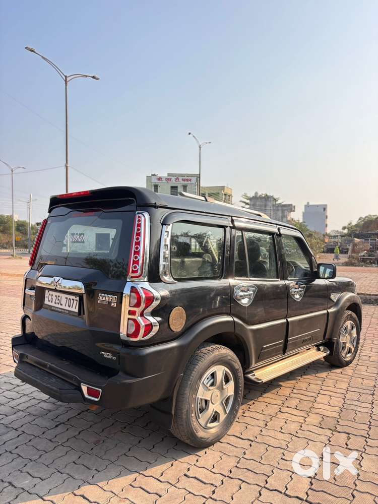 Mahindra Scorpio Classic 2.2 S Mt 9 Str, 2022, Diesel