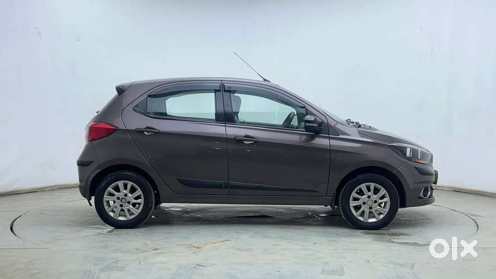 Tata Tiago Xza, 2018, Petrol