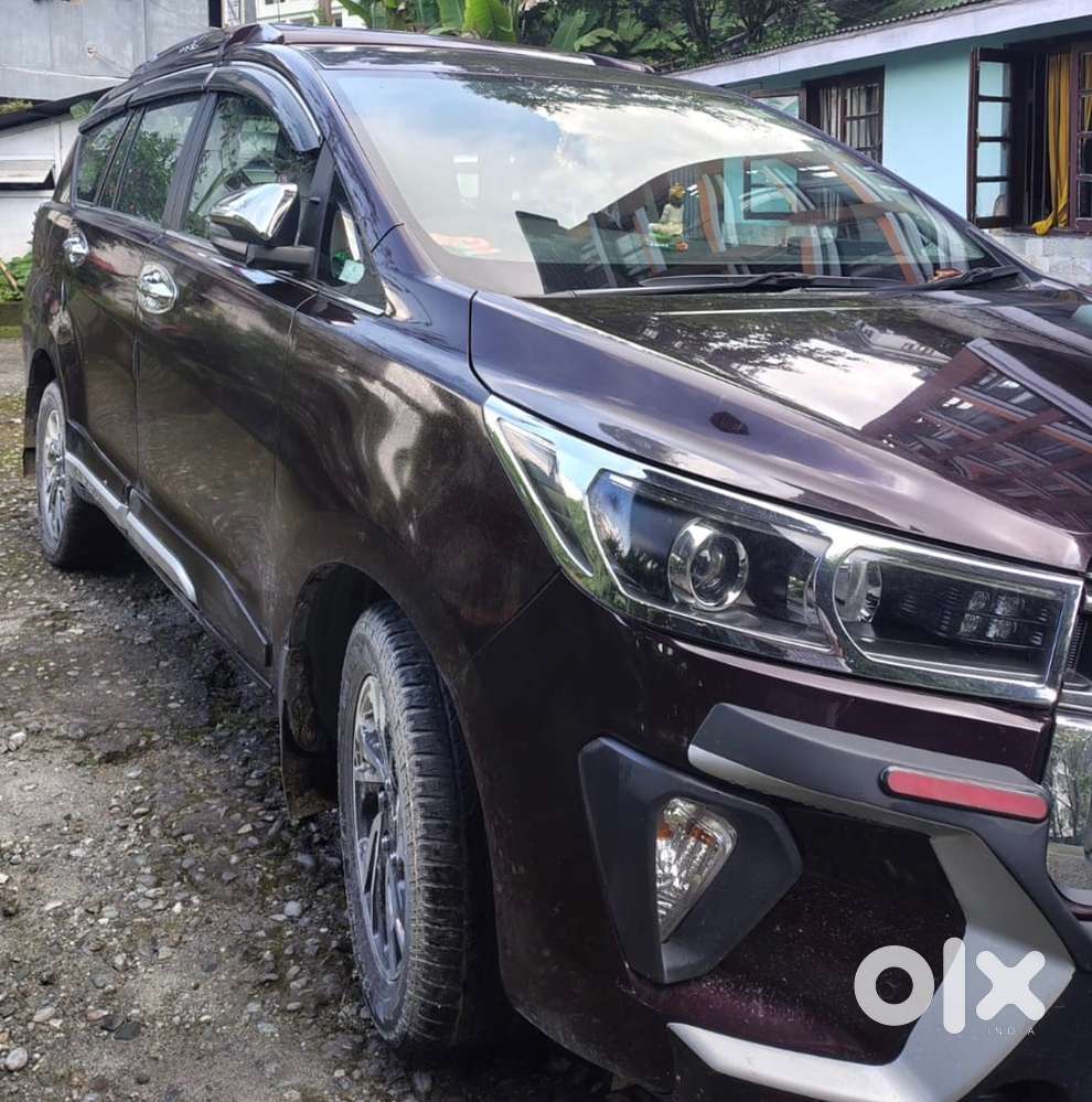 Toyota Innova Crysta Diesel 2022 Variant