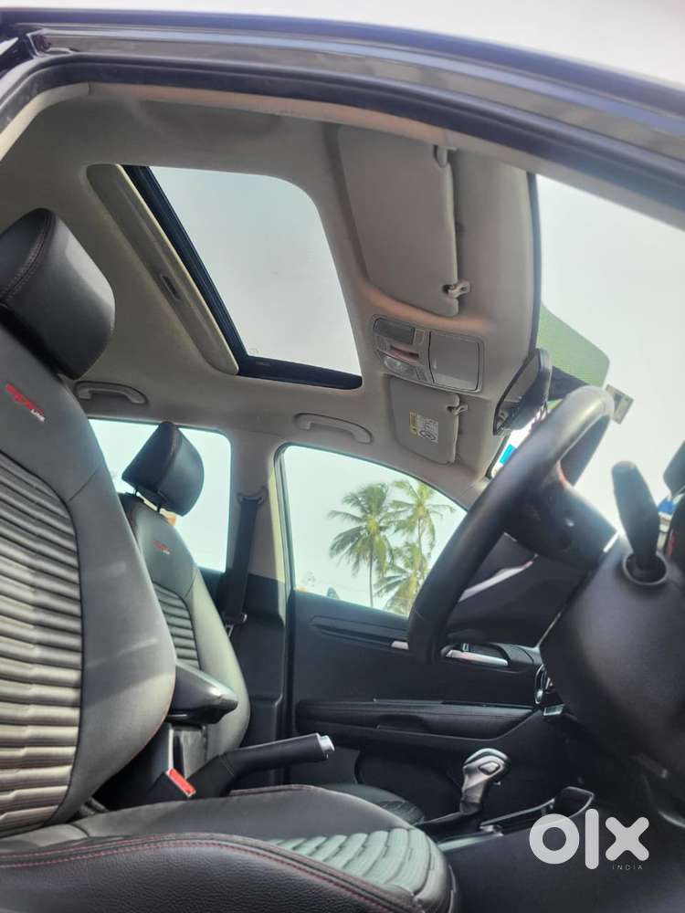 Kia Sonet Gtx Dct, 2021, Petrol