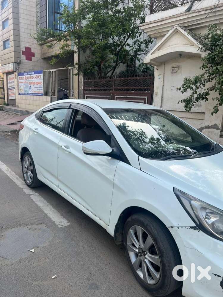 Hyundai Verna 2012 Petrol Well Maintained