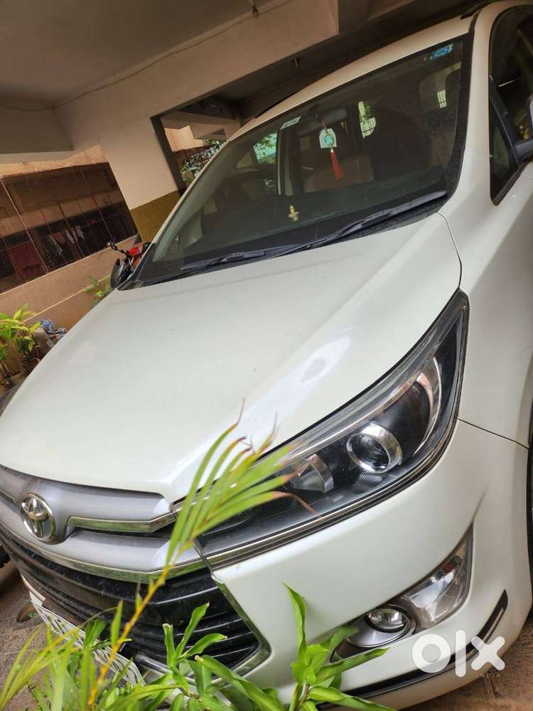 Toyota Innova Crysta 2019 Diesel Well Maintained