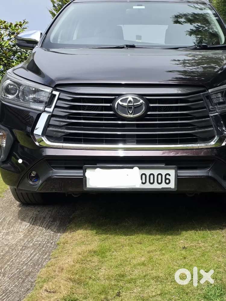 Toyota Innova Crysta 2016 Diesel Automatic. Pristine Condition