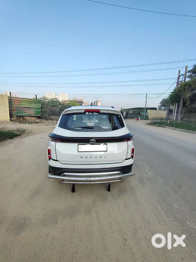 Tata Safari Plus Stealth 2023 Nov Month Ki H Gadi