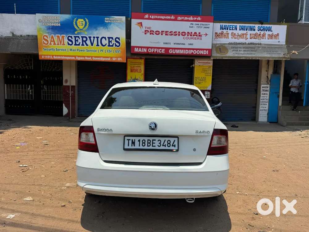 Skoda Rapid Petrol