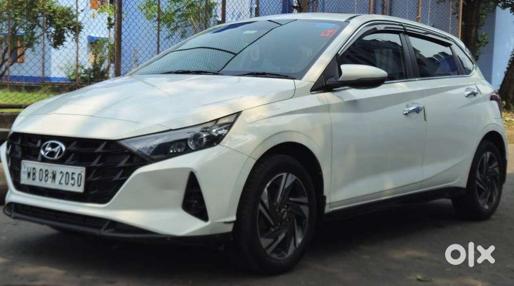 Hyundai I20 Asta (o) 1.2 Mt, 2022, Petrol