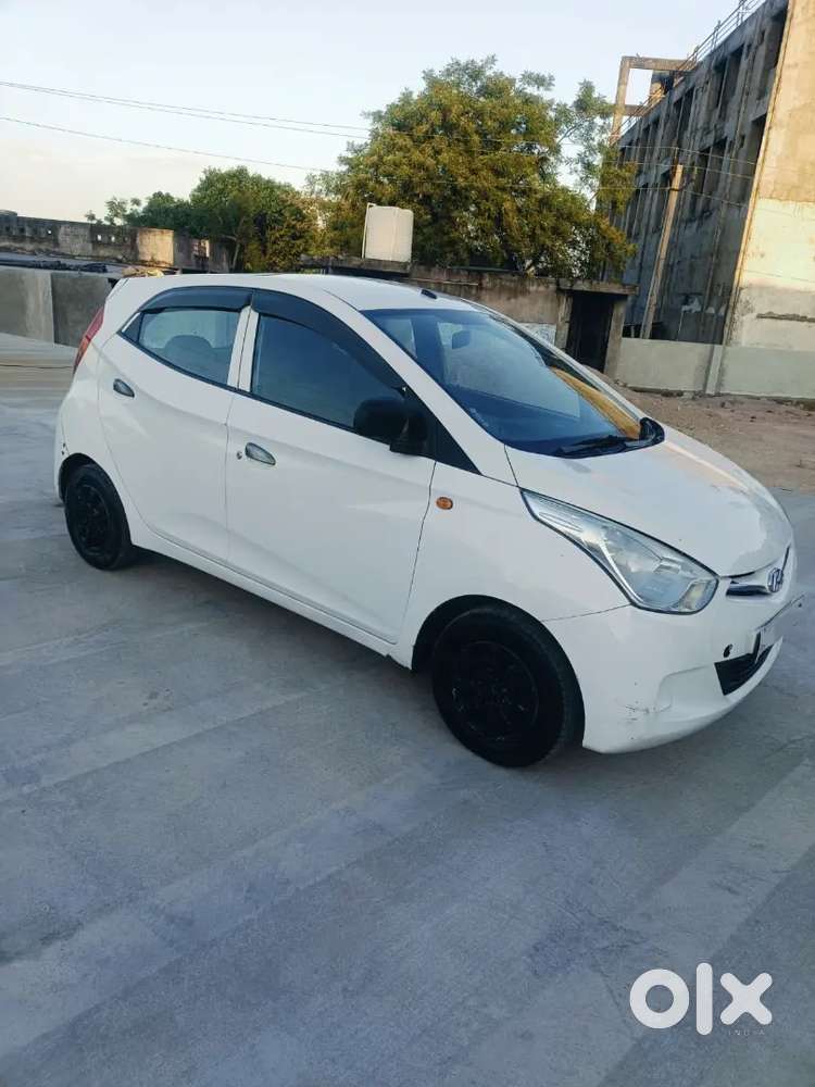 Hyundai Eon 2012 Cng & Petrol 81000 Km Drive