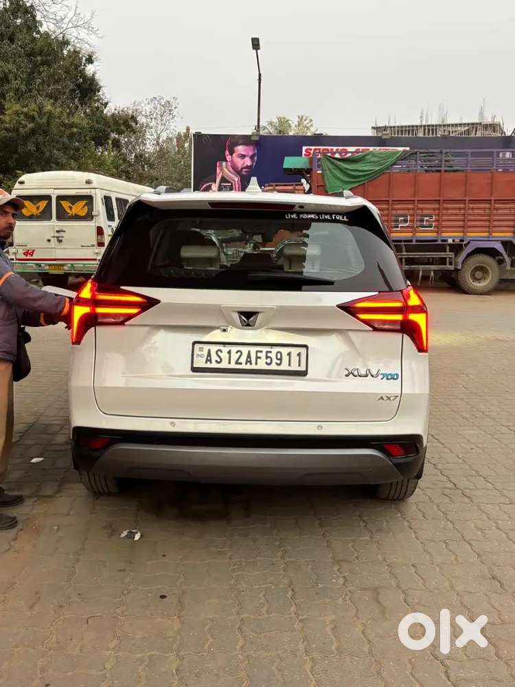 Mahindra Xuv700 Diesel Mt 2023