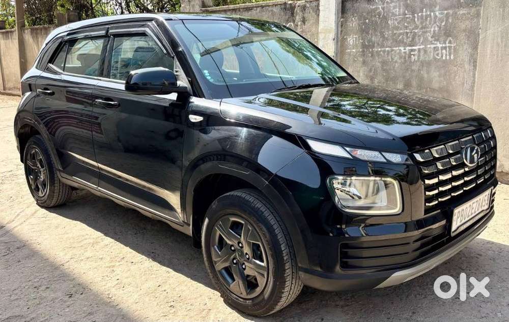 Hyundai Venue, 2024, Petrol