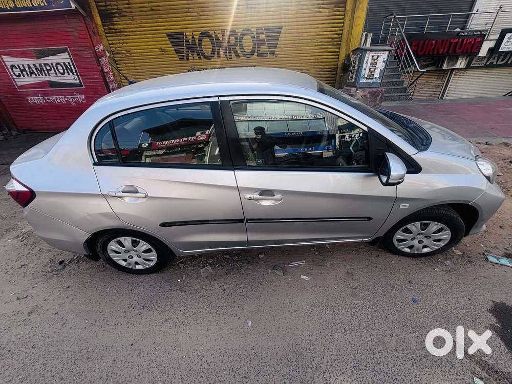 Honda Amaze, 2016, Petrol