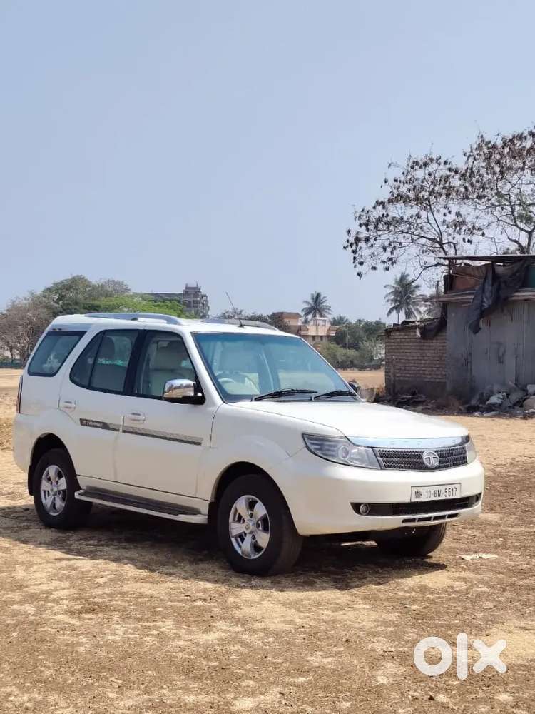 Tata Safari Storme 2014