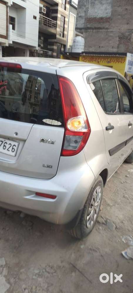Maruti Suzuki Ritz Lxi, 2013, Petrol
