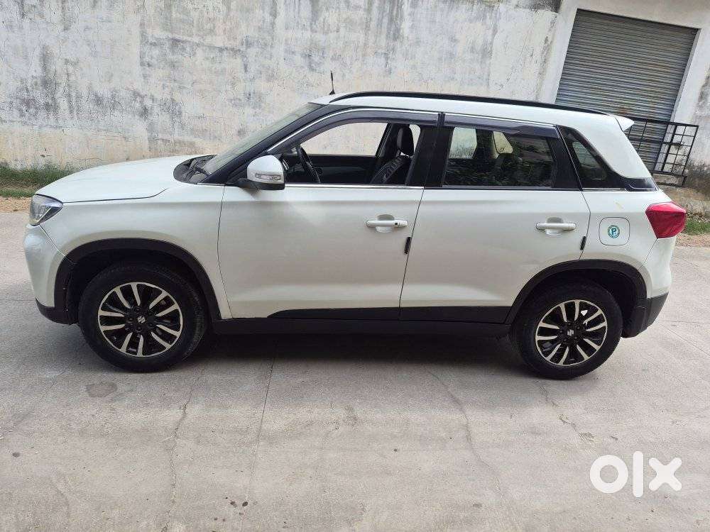 Maruti Suzuki Brezza 1.5 Zxi Smart Hybrid, 2020, Petrol