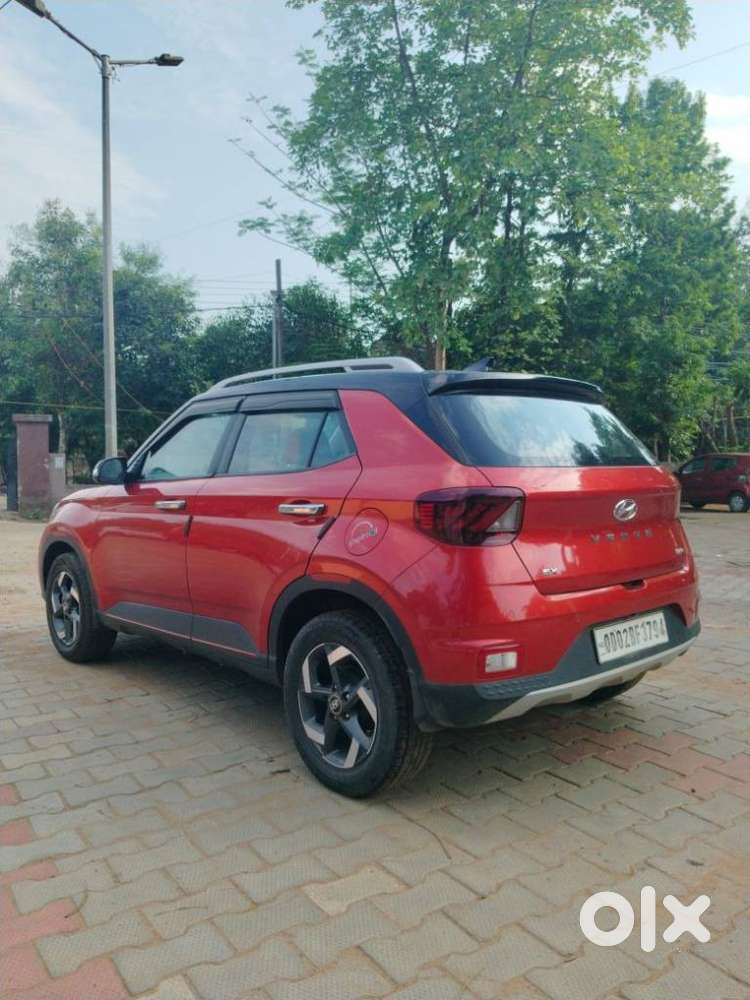 Hyundai Venue Sx Dual Tone, 2019, Petrol