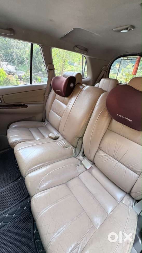 Toyota Innova 2.0 V, 2012, Diesel