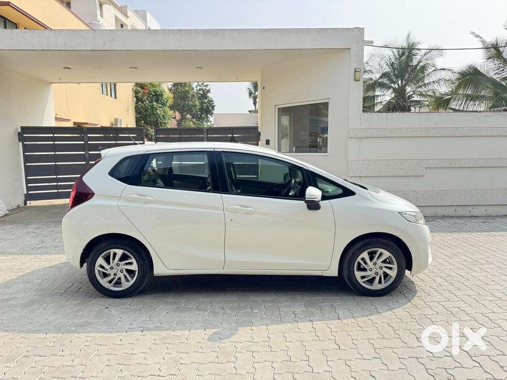Honda Jazz [ ] 1.2 V I-vtec Mt, 2015, Petrol