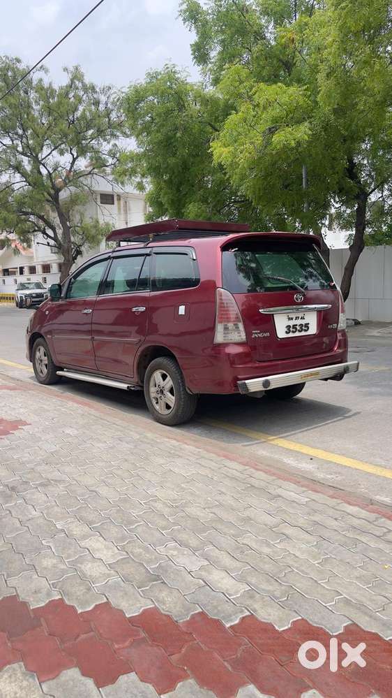 Toyota Innova 2004-2011 2.5 Vx (diesel) 7 Seater Bs Iv, 2005, Diesel